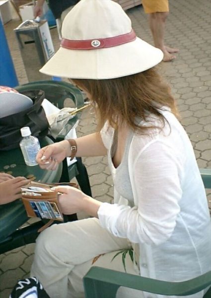 nipple accident 4028 039 R 2 425x600 - nipple_accident-4028-039_R-2